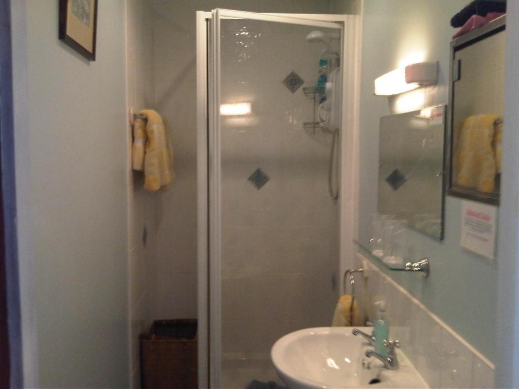 James Cottage Guest House Кріфф Екстер'єр фото